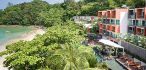 Skhai-novotel-slide-1